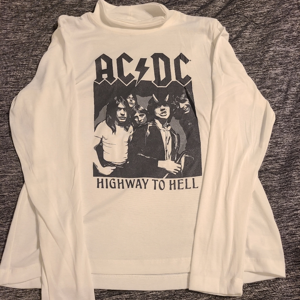 Band Long Sleeve Top